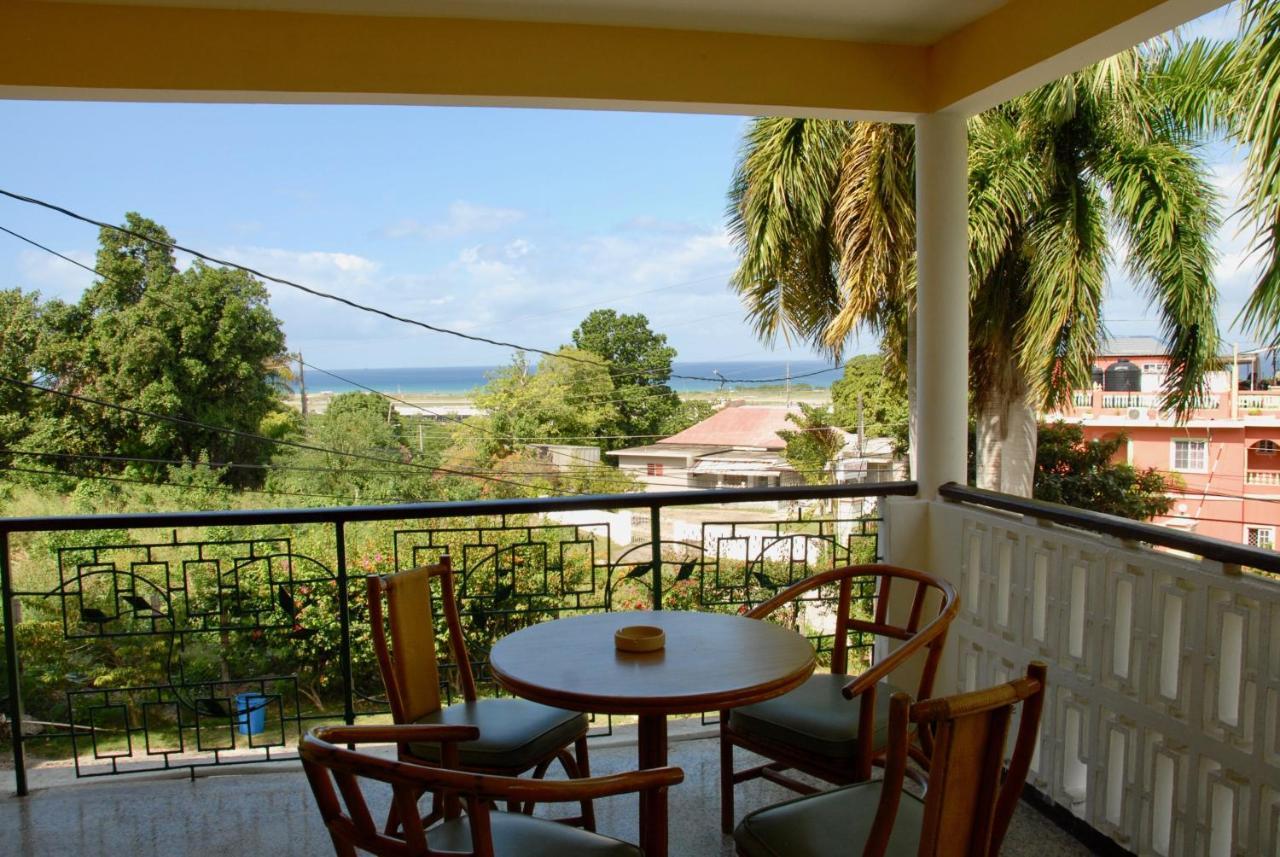 The Blue Orchid B&B Montego Bay Exterior photo